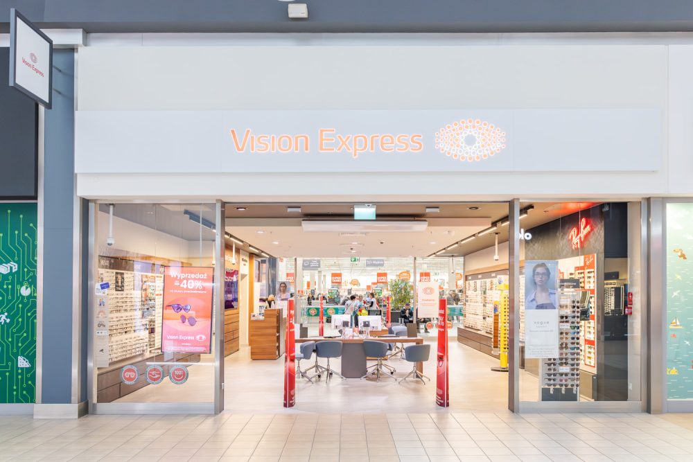 Witryna salonu optycznego Vision Express w M1 Marki